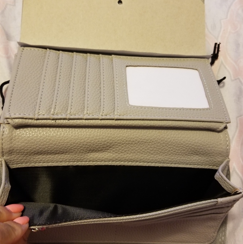 Wallet - Picture 4 of 7